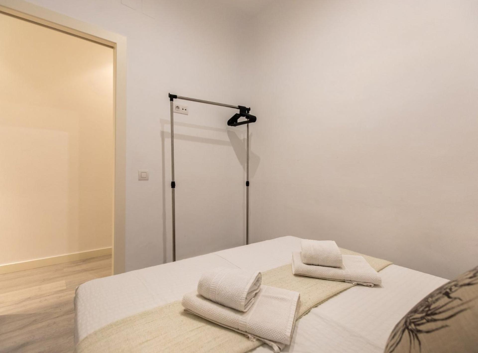 Pere Serafi 2 Bedroom Apartment 바르셀로나 외부 사진